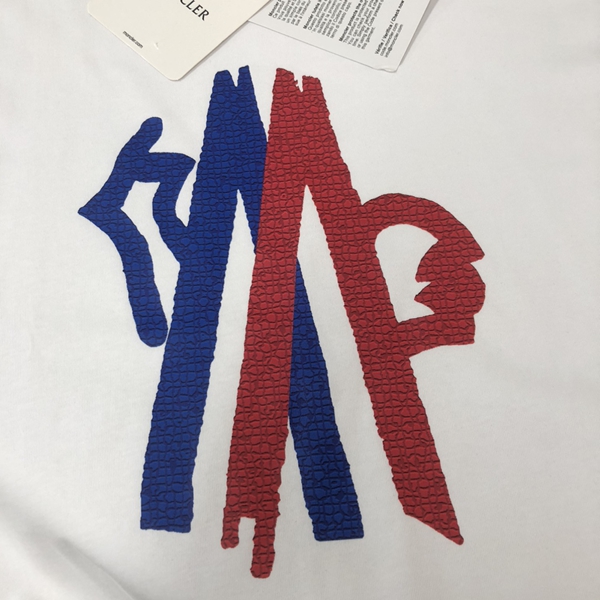 ブランドTシャツ素材ディテール